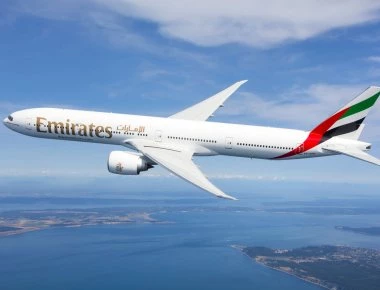 Έληξε η καραντίνα στο αεροπλάνο της Emirates - Υψηλός ο αριθμός των ατόμων που ασθένησαν